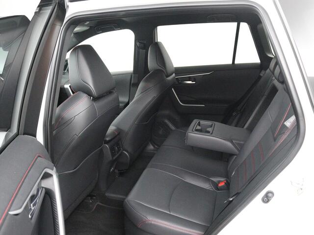 Toyota RAV4 2.5 Plug-in Hybrid AWD Bi-Tone Plus | Navigatie | JBL | Head-up | BLS | PDC |