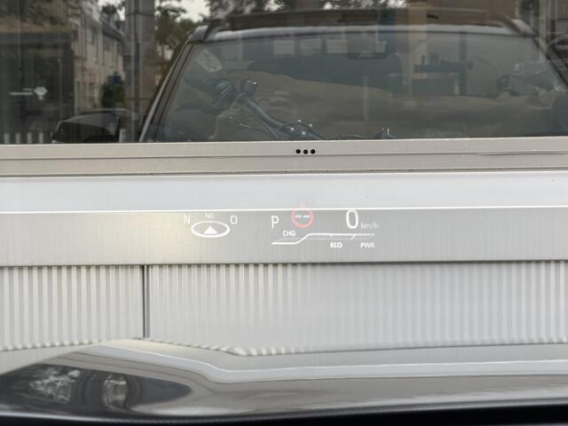 Toyota RAV4 2.5 Hybrid AWD Bi-Tone | GEEN AFLEVERKOSTEN | Schuif-/kanteldak, Head-up display, Rondomzicht camera