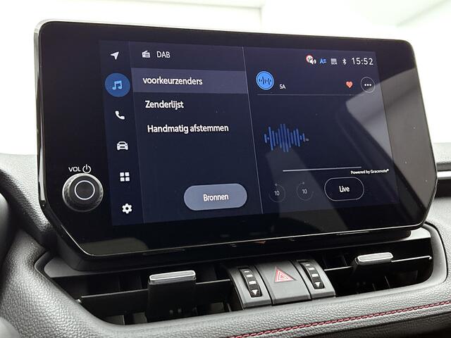 Toyota RAV4 2.5 Plug-in Hybrid AWD Style | BTW Voertuig | Stoelverwarming | Parkeersensoren voor+achter | Elektrische achterklep | Elektrisch verstelbare stoel | Cruise Control Adaptive | Apple CarPlay/Android Auto | 1500KG Trekgewi