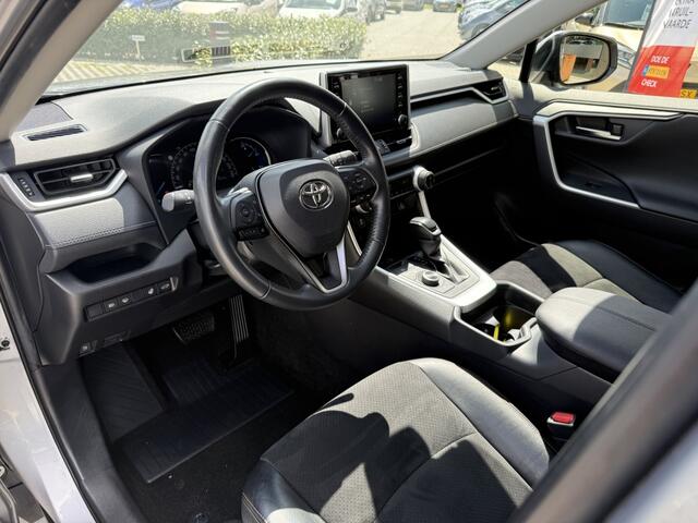 Toyota RAV4 2.5 Hybrid AWD Style | Trekhaak | PDC v/a | Stuur/stoel verwarm.
