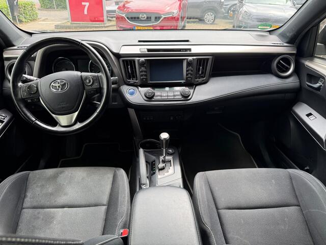 Toyota RAV4 2.5 Hybrid Energy - Trekhaak | Cruise | Airco | All-Seasons