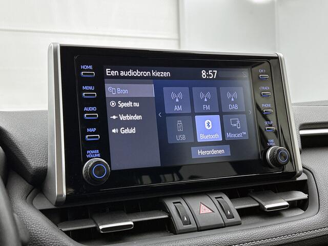 Toyota RAV4 2.5 Hybrid AWD Style Trekhaak | 1650 kg trekgewicht | Elektrische achterklep |