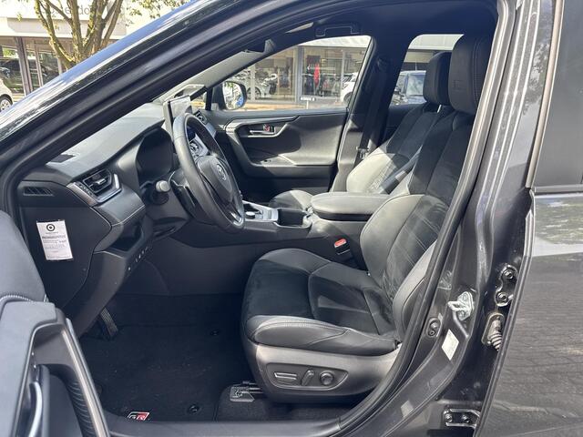 Toyota RAV4 2.5 Plug-in Hybrid AWD GR SPORT Plus Pack | 06-10141018 Voor meer informatie