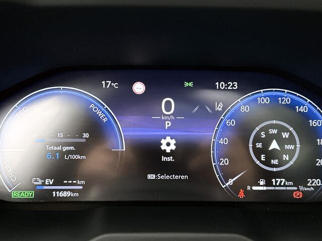 Toyota RAV4 2.5 Plug-in Hybrid AWD Bi-Tone Plus | Schuif/Kantel dak | JBL | Head-Up Display | 360 Camera | Stoel ventilatie | stoelverwarming + achterbank | Elektrische stoel met geheugen | Parkeersensoren voor+achter | Elektrische achterk