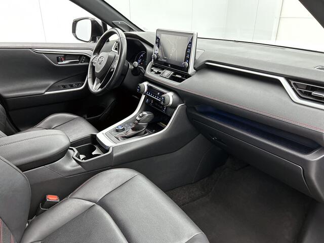 Toyota RAV4 2.5 Plug-in Hybrid AWD Bi-Tone Plus | BTW voertuig | JBL | Head-Up Display | Stoel+stuurverwarming | Stoel ventilatie | Trekhaak afneembaar | 1500KG trekgewicht | 360 Camera | Elektrische achterklep | Parkeersensoren voor+achte
