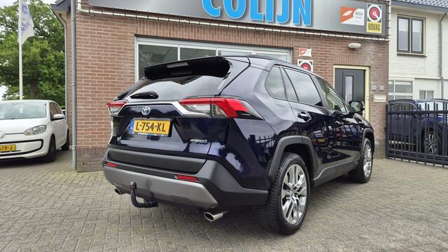 Toyota RAV4 2.5 Hybrid Executive, Panoramadak, Trekhaak, NL Auto!