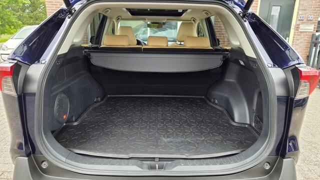 Toyota RAV4 2.5 Hybrid Executive, Panoramadak, Trekhaak, NL Auto!