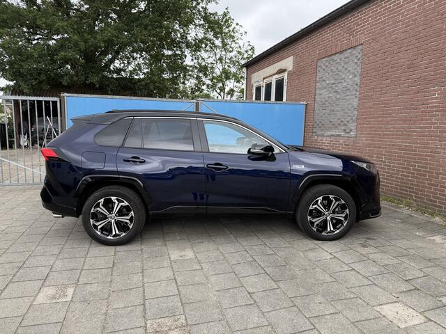 Toyota RAV4 2.5 Plug-in Hybrid AWD Executive Bi-Tone Stoelverkoeling/verwarming, Airco op afstand bediend, Camera in binnenspiegel