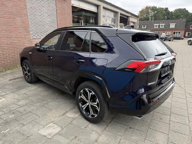 Toyota RAV4 2.5 Plug-in Hybrid AWD Executive Bi-Tone Stoelverkoeling/verwarming, Airco op afstand bediend, Camera in binnenspiegel