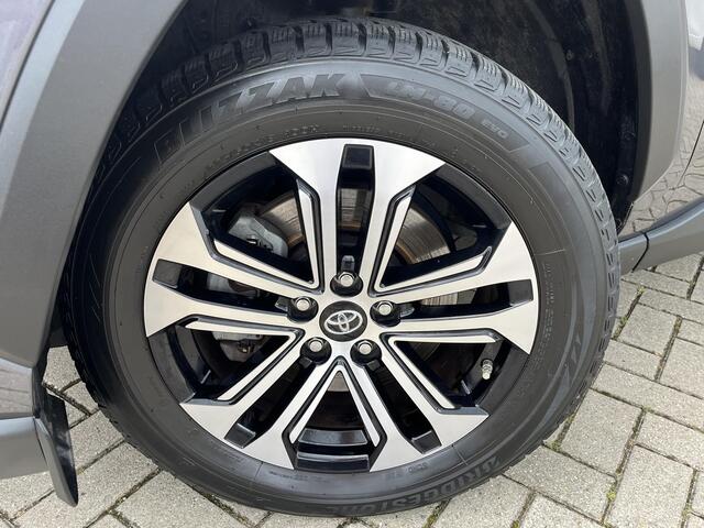 Toyota RAV4 2.5 Hybrid Business