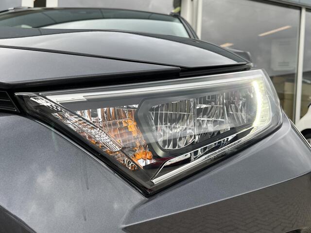 Toyota RAV4 2.5 Hybrid Business