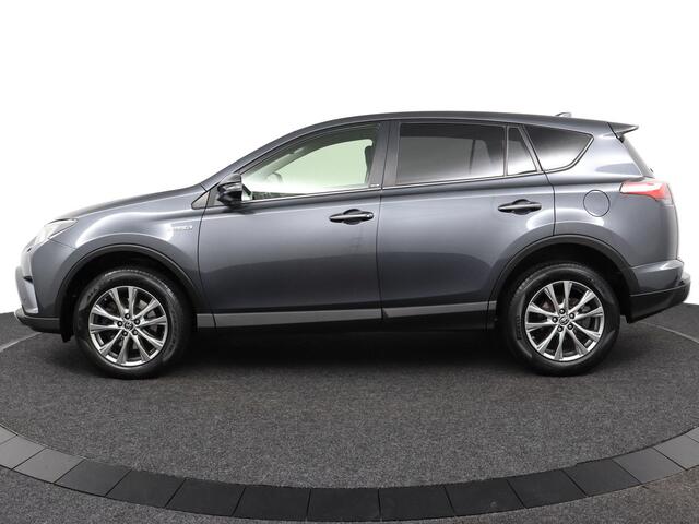 Toyota RAV4 2.5 Hybrid Style | Trekhaak | Parkeer sensoren | elektrisch bedienbare achterklep |