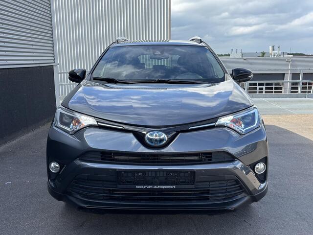 Toyota RAV4 2.5 Hybrid AWD Dynamic Smart Key, Parkeersensoren voor + achter, LMV, Adaptieve cruise control, Climate control, Achteruitrijcamera