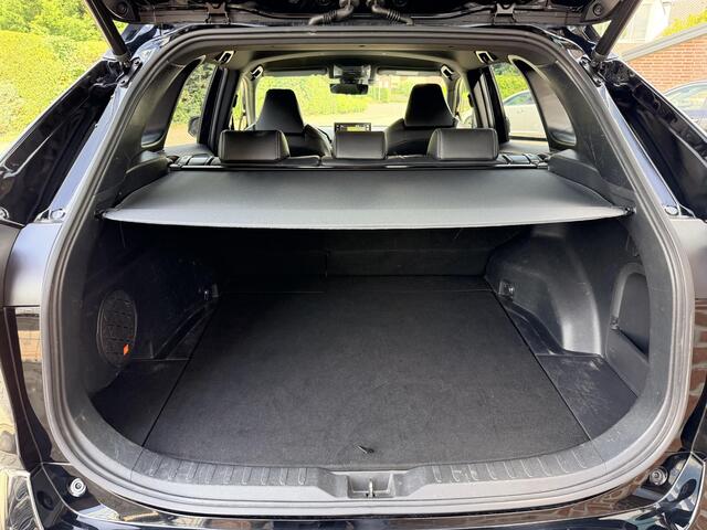 Toyota RAV4 2.5 Hybrid AWD Black Edition *Trekhaak*