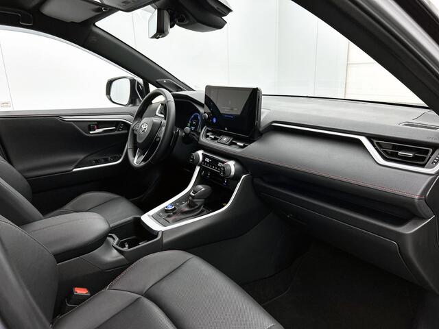 Toyota RAV4 2.5 Plug-in Hybrid AWD Bi-Tone Plus | 1e Eigenaar | Dealer Onderhouden | Trekhaak | JBL | Memory Seat | Stoelverkoeling |