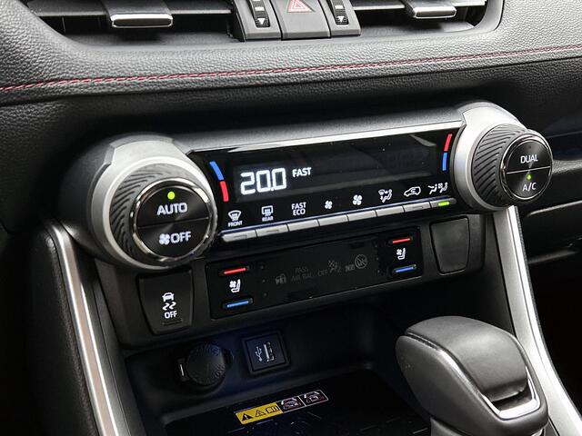 Toyota RAV4 2.5 Plug-in Hybrid AWD Bi-Tone Plus | 1e Eigenaar | Dealer Onderhouden | Trekhaak | JBL | Memory Seat | Stoelverkoeling |