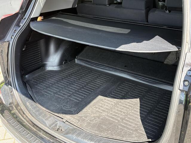 Toyota RAV4 2.5 Hybrid Black Edition - Automaat - Navigatie - Trekhaak - Stuur/Stoel Verwarming