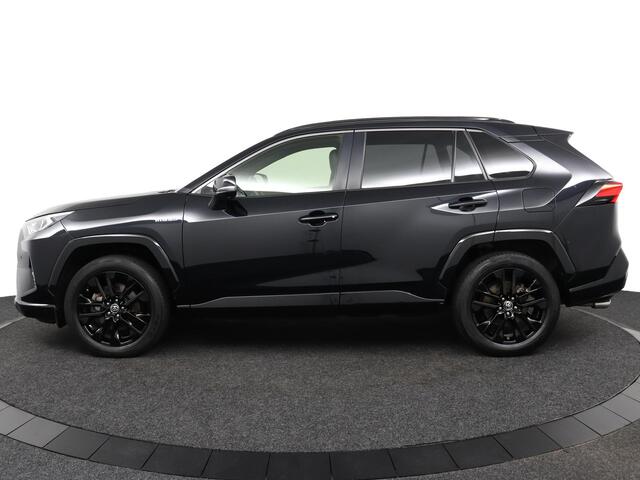 Toyota RAV4 2.5 Hybrid AWD Black Edition | TREKHAAK | elektrisch bedienbare achterklep | 360 graden camera |