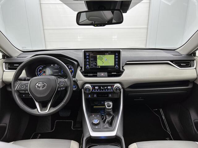 Toyota RAV4 2.5 Hybrid AWD Executive | Elektrisch glazen panorama-dak | Dealeronderhouden |