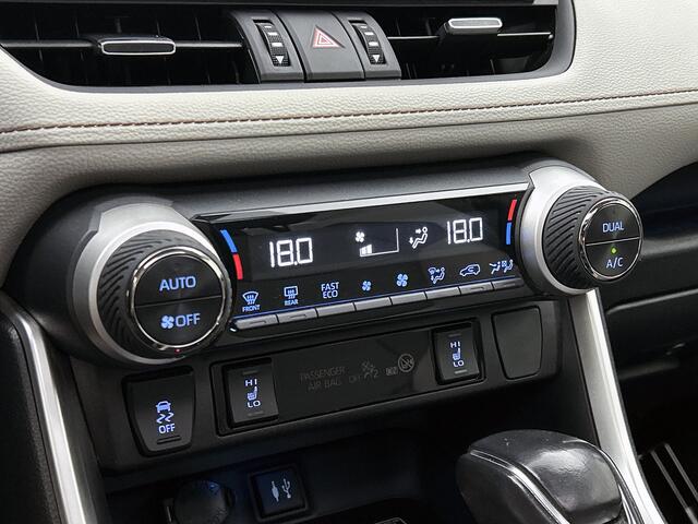 Toyota RAV4 2.5 Hybrid AWD Executive | Elektrisch glazen panorama-dak | Dealeronderhouden |