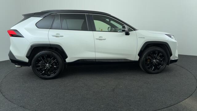 Toyota RAV4 2.5 Hybrid Bi-Tone