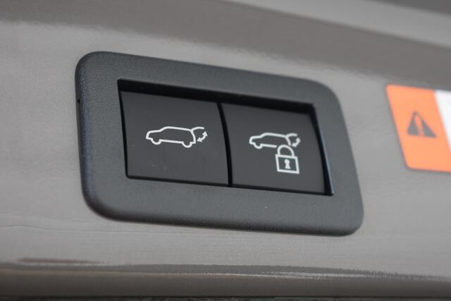 Toyota RAV4 2.5 Plug-in Hybrid AWD 300 GR Sport Automaat 309pk | JBL | Schuif / kantel dak | Stoelverwarming | PDC | BSM | Demonstratieauto, wordt mee gereden