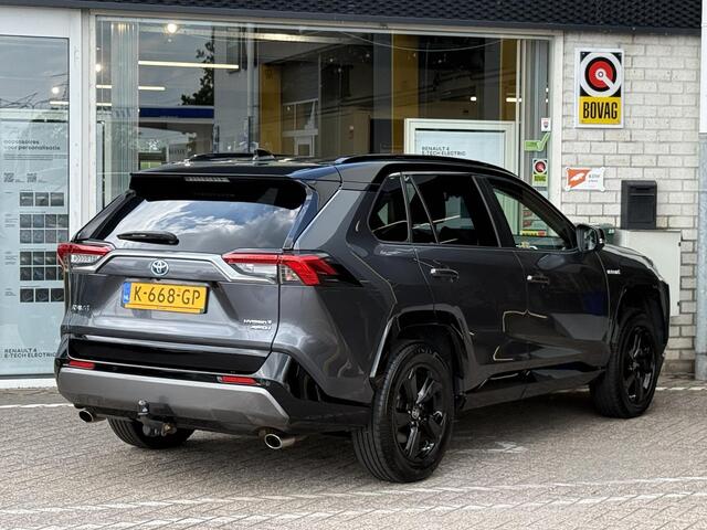 Toyota RAV4 2.5 Hybrid AWD Bi-Tone | Trekhaak | 360 graden camera | Stoelverwarming | Cruise adaptief | Draadloze tel lader |