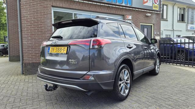 Toyota RAV4 2.5 Hybrid Executive AWD, BSM, JBL, Trekhaak, NL Auto!