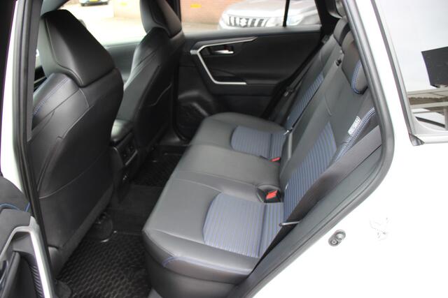 Toyota RAV4 2.5 Hybrid Style Automaat | Elek. achterklep | Elek. stoel | Blindspot |