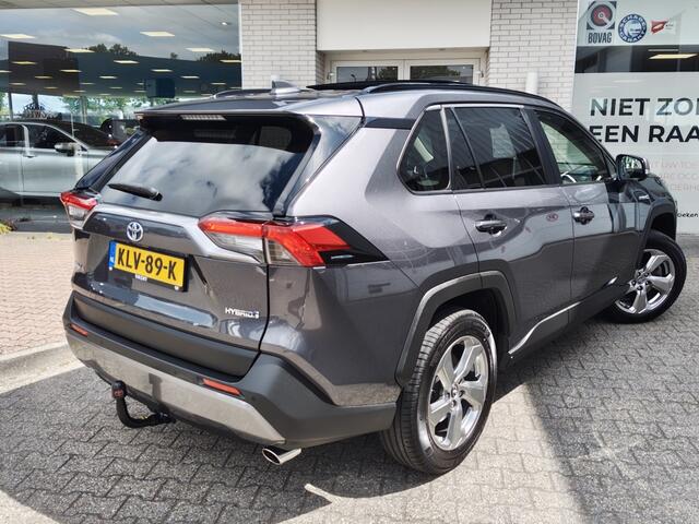 Toyota RAV4 2.5 Hybrid AWD Dynamic Plus | Trekhaak (1650kg trekgewicht) | Schuifkanteldak | Navi | Stoelverwarming