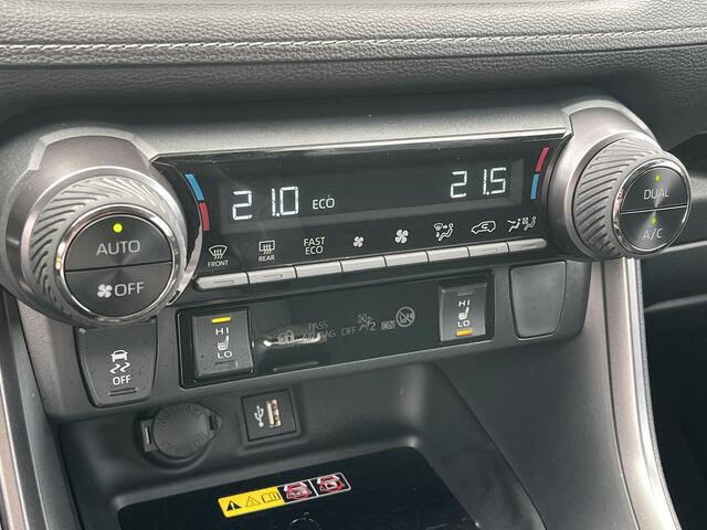 Toyota RAV4 2.5 Plug-in Hybrid AWD GR SPORT | Navigatie | Head up display | Elektrische klep | Stoel- + stuurverwarming |
