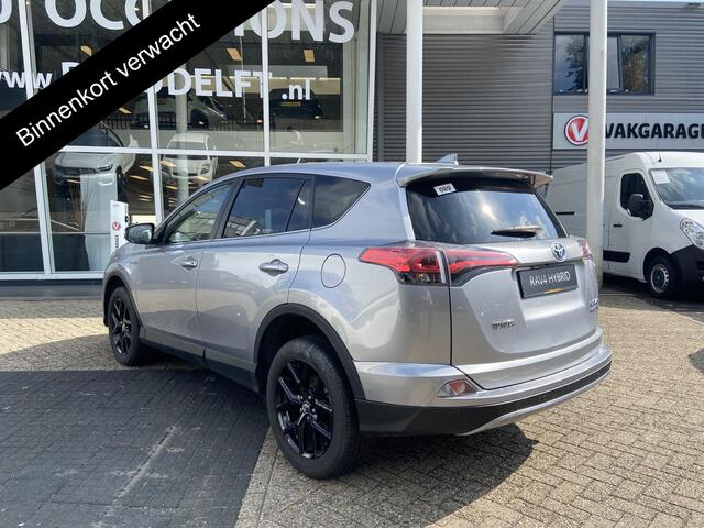 Toyota RAV4 2.5 HYBRID DYNAMIC SPORT GARANTIE 10-2028 ACHTERUITRIJ CAMERA . ADAPTIEVE CRUISE CONTROL . PARKEERSENSOREN VOOR & ACHTER .