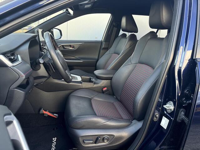 Toyota RAV4 2.5 Plug-in Hybrid AWD Style **TREKHAAK/ PARKEERSENSOREN/ STOELVERWARMING**