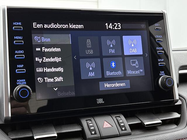 Toyota RAV4 2.5 Plug-in Hybrid AWD Style | Trekhaak afneembaar - 1500KG trekgewicht | JBL | dodehoek detectie | Stoel+stuurverwarming | Parkeersensoren voor+achter | Elektrische achterklep |