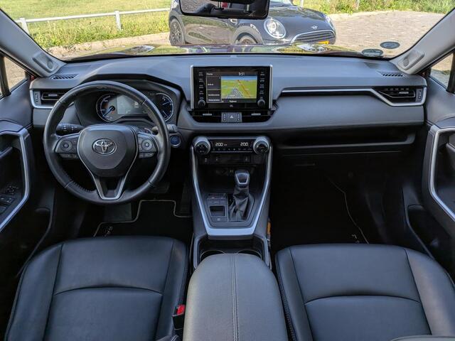 Toyota RAV4 2.5 Hybrid Style | Trekhaak | JBL | Leer | Stoelverw. | Camera | Carplay | Elek. kofferklep