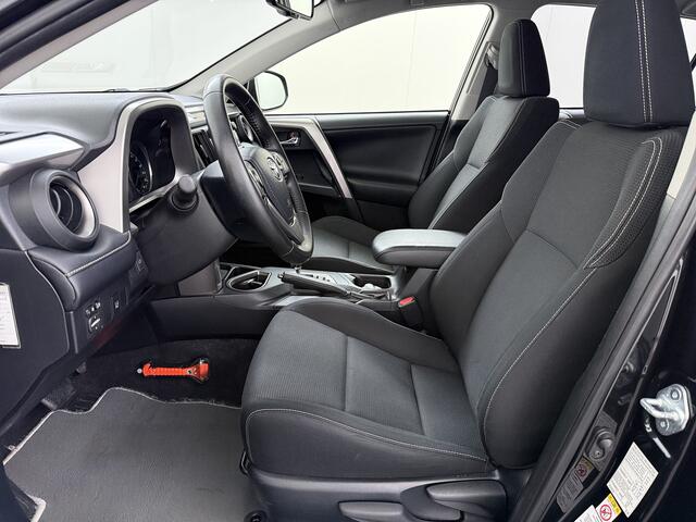 Toyota RAV4 2.5 Hybrid 197PK Automaat Adap.Cruise Camera Stoelverwarming Navi Ecc Bluetooth Style Elek.Achterklep Regen-Lichtsensor Lane Assist Privacy Glas Lmv Pdc Isofix