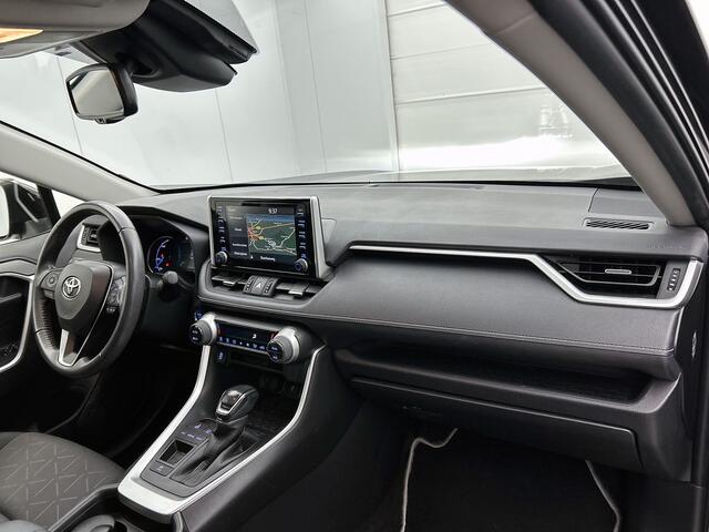 Toyota RAV4 2.5 Hybrid Dynamic | BTW voertuig | Panoramadak | Trekhaak | Elektrische achterklep | Navigatie | Apple CarPlay/Android Auto | Climate Control |