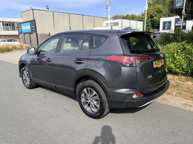 Toyota RAV4 2.5 Hybrid 197PK DynamicoNavioKeyless