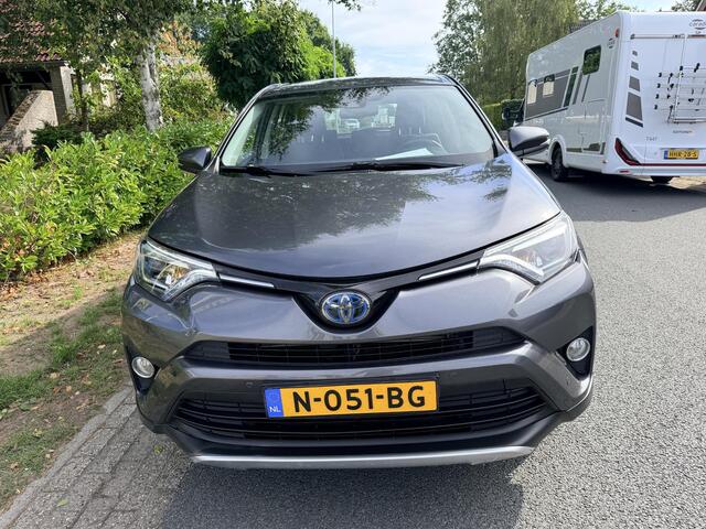 Toyota RAV4 2.5 Hybrid 197PK DynamicoNavioKeyless