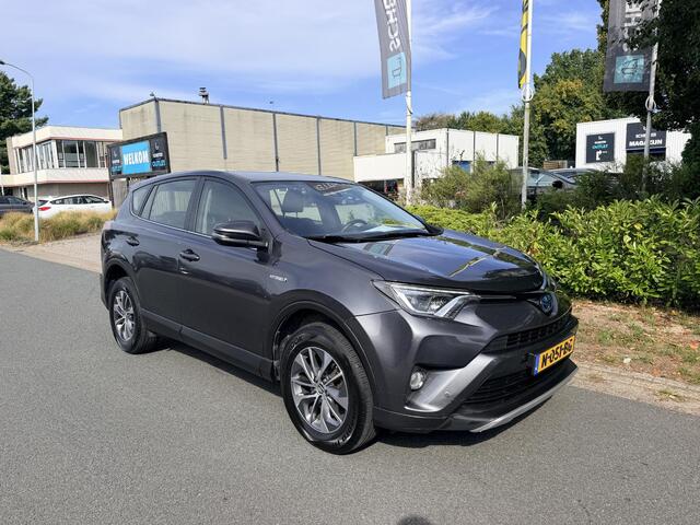 Toyota RAV4 2.5 Hybrid 197PK DynamicoNavioKeyless