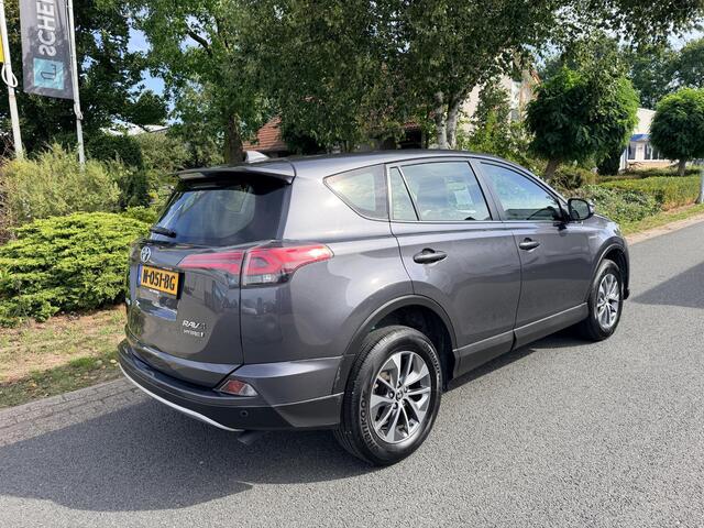 Toyota RAV4 2.5 Hybrid 197PK DynamicoNavioKeyless