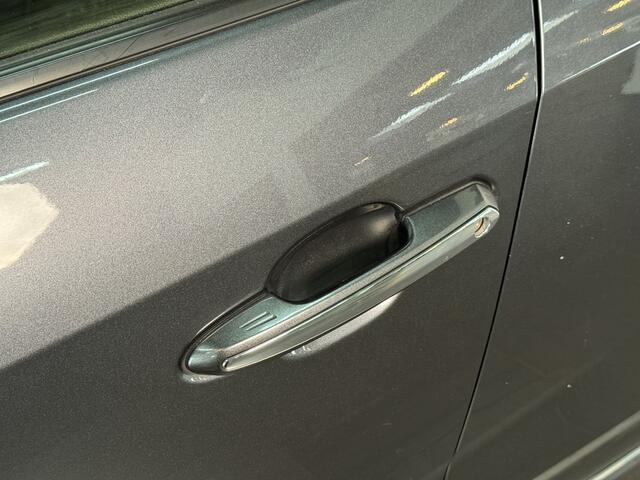 Toyota RAV4 2.5 Hybrid AWD Executive | Trekhaak | Apple Carplay | Trekgewicht 1.650 KG |