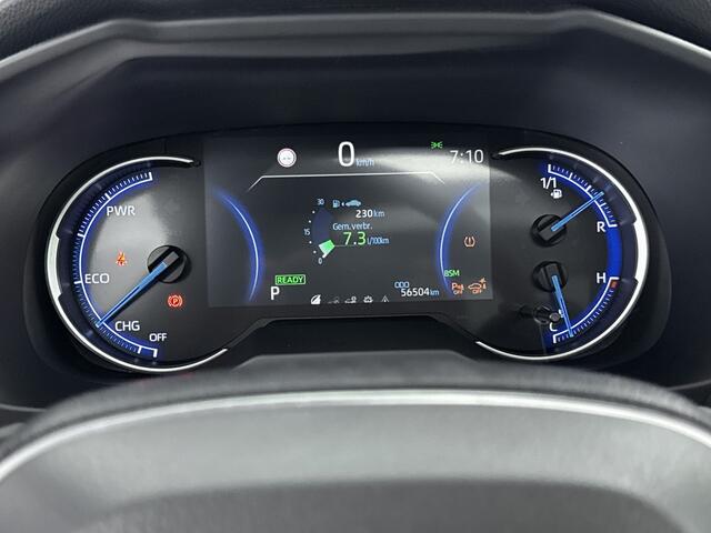 Toyota RAV4 2.5 Hybrid AWD Bi-Tone Innovation Pack | Panoramadak | 360 Camera | JBL | Dodehoek detectie | Parkeersensoren voor+achter | Navigatie | Apple CarPlay/Android Auto | Cruise Control Adaptive |