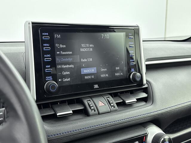 Toyota RAV4 2.5 Hybrid AWD Bi-Tone Innovation Pack | Panoramadak | 360 Camera | JBL | Dodehoek detectie | Parkeersensoren voor+achter | Navigatie | Apple CarPlay/Android Auto | Cruise Control Adaptive |