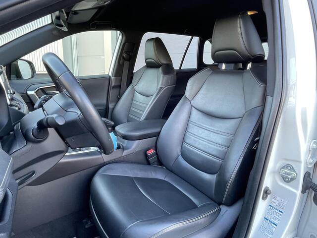 Toyota RAV4 2.5 Hybrid AWD Bi-Tone , 47.000 KM, 1650 KG Trekgewicht