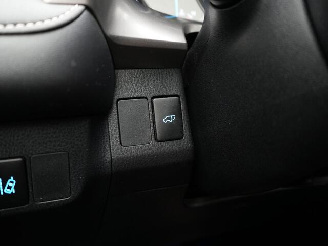 Toyota RAV4 2.5 Hybrid Dynamic | Parkeersensoren V+A | Navigatie | Elek Achterklep | reco aangemeld 22-8