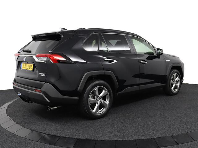 Toyota RAV4 2.5 Hybrid AWD Executive | Lederen bekleding | JBL | Trekhaak | Blindspot | Handsfree kofferklep bediening |