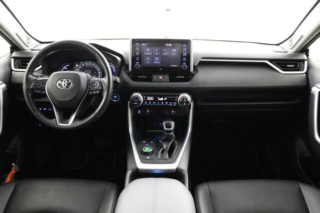 Toyota RAV4 2.5 Hybrid AWD Executive | Lederen bekleding | JBL | Trekhaak | Blindspot | Handsfree kofferklep bediening |