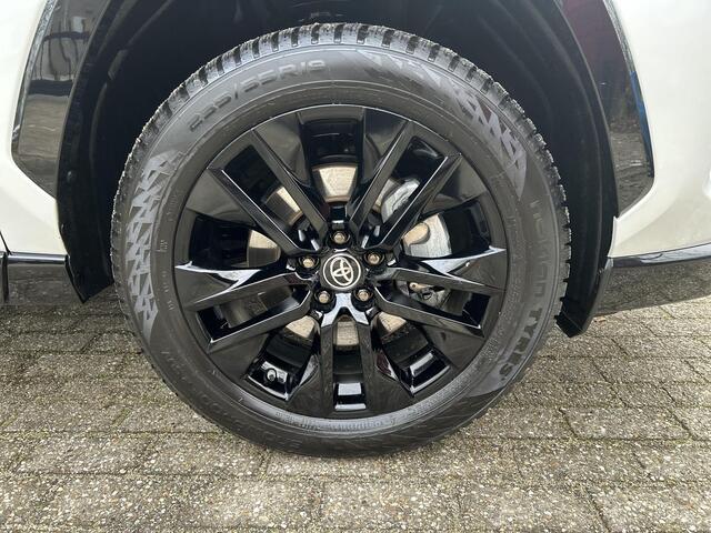 Toyota RAV4 2.5 Hybrid AWD Style