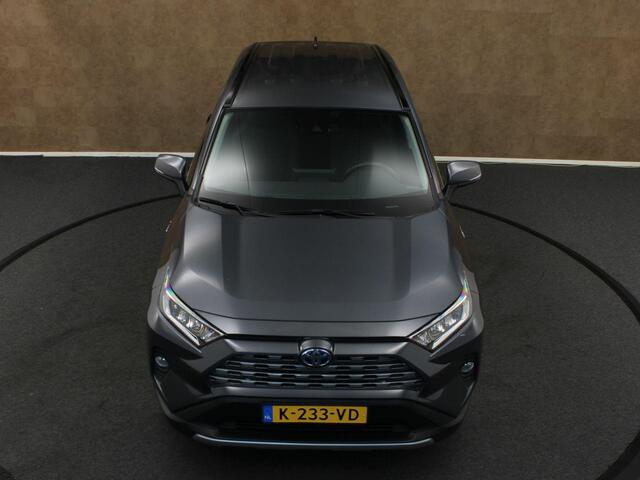 Toyota RAV4 2.5 Hybrid Dynamic ORIGINEEL NEDERLANDSE AUTO - TREKHAAK (TREKGEWICHT 800 KG GEREMD) - CAMERA - APPLE CARPLAY/ANDROID AUTO - CRUISE CONTROL ADAPTIEF - PARKEERSENSOREN VOOR + ACHTER - ELEKTRISCHE ACHTERKLEP - KEYLESS ENTRY/START